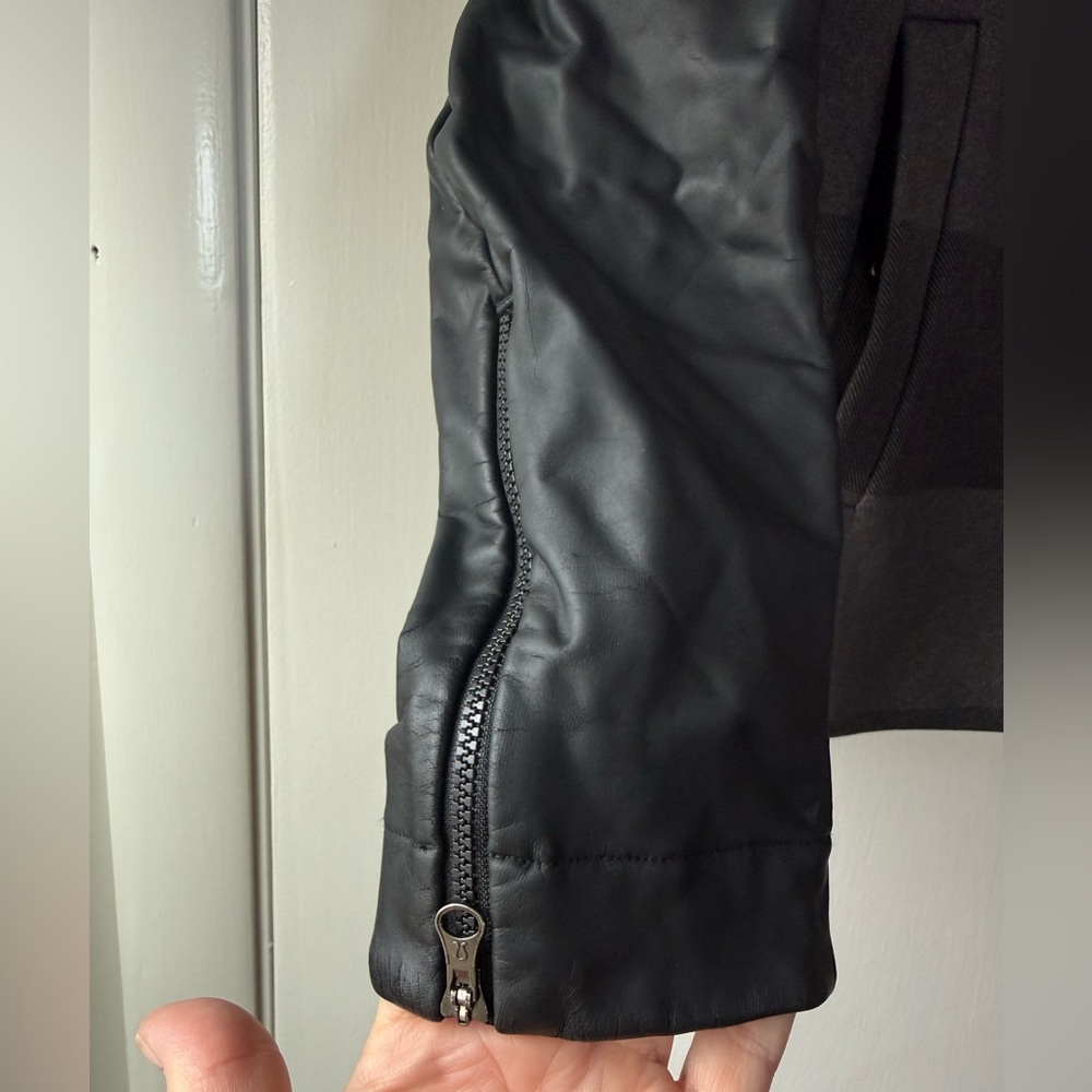 Lululemon Brisky Biker Sweat Life Faux Leather Black Soot Stripe Moto Jacket 8 - Picture 6 of 16
